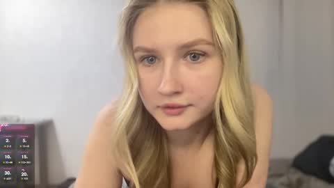 Amanda online show from March 5, 4:58 pm