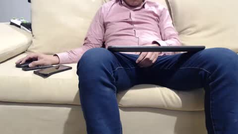 Yzarc online show from March 11, 1:48 am