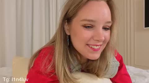 lina online show from October 22, 9:03 pm