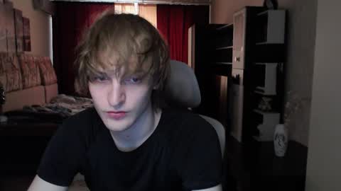 l1onkennedy online show from February 16, 8:21 am