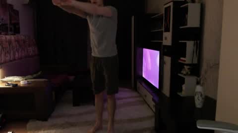 l1onkennedy online show from March 29, 8:20 pm