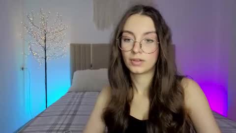 Margo  online show from February 23, 3:09 pm