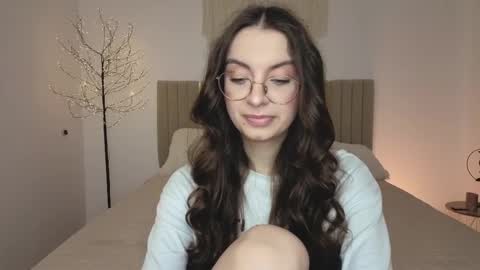 Margo  online show from March 28, 3:00 pm