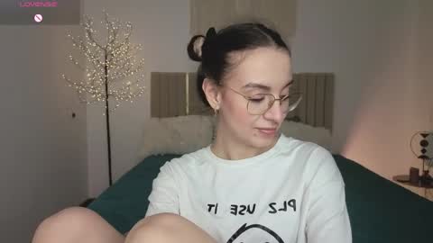 Margo  online show from April 2, 12:47 pm