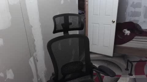 l1v1nth3dr3am online show from September 15, 7:58 pm