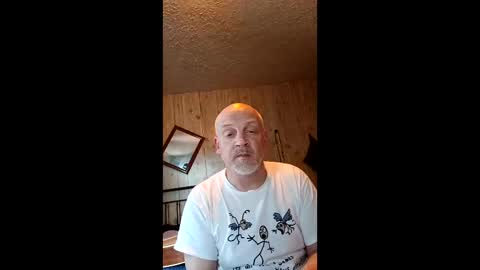 Snapshot of l423820 chatting on April 4, 5:54 pm l423820 online show from April 4, 5:54 pm