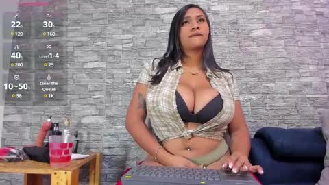 la_indiia online show from January 17, 11:27 am