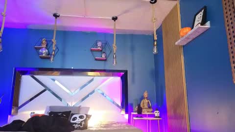 Snapshot of laady_brownn chatting on October 1, 12:22 pm Cris online show from October 1, 12:22 pm