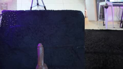 Snapshot of laady_brownn chatting on October 4, 11:30 am Cris online show from October 4, 11:30 am