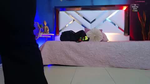 Cris  online show from November 21, 11:31 am