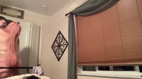 Snapshot of laceluxleather chatting on March 21, 5:56 am laceluxleather online show from March 21, 5:56 am