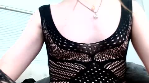 Snapshot of laceyphoenix1 chatting on March 8, 2:45 am Lacey Phoenix online show from March 8, 2:45 am