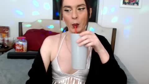 Snapshot of laceyphoenix1 chatting on October 20, 2:45 am Lacey Phoenix online show from October 20, 2:45 am