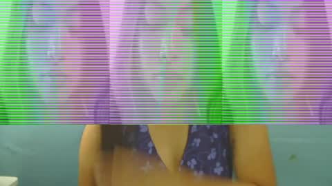 Snapshot of lachelletieman chatting on April 5, 12:41 am Mona online show from April 5, 12:41 am