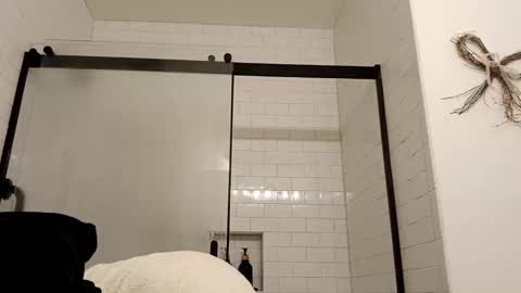 lacybell online show from December 26, 9:15 pm