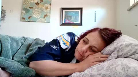 lacybell online show from January 10, 8:37 pm