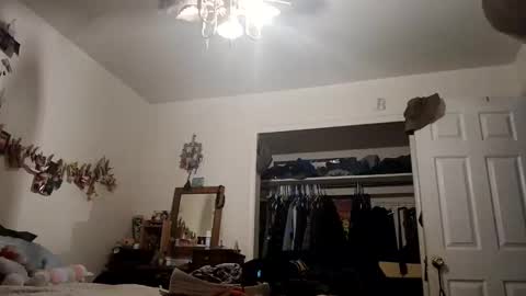 lacybell online show from October 5, 6:12 am