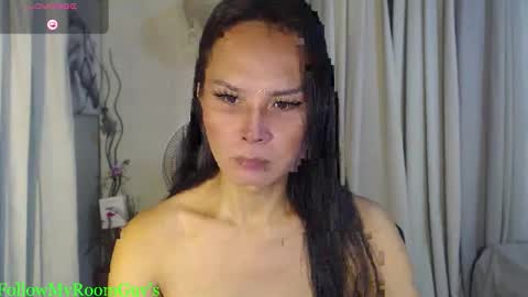 gongx13 my IG online show from May 21, 2:29 am