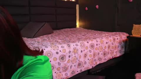 Kathie  Dicky    online show from October 12, 1:32 pm