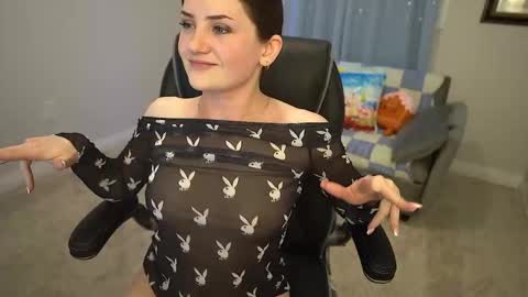 Snapshot of lady_bpd chatting on December 17, 1:22 am Anna online show from December 17, 1:22 am