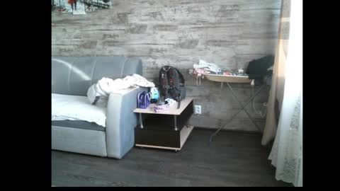 lady cute cat29 online show from February 7, 2:04 am