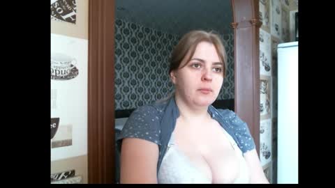 lady cute cat29 online show from March 4, 2:17 am