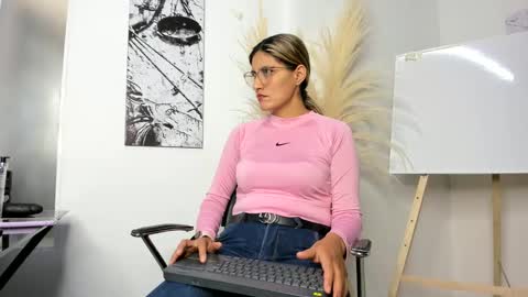 LADY  online show from March 5, 1:52 am