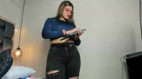 LADY  online show from October 7, 2:31 am