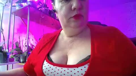 Snapshot of lady_gloria chatting on December 30, 1:47 pm Lady Gloria online show from December 30, 1:47 pm
