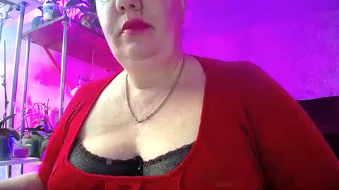 Snapshot of lady_gloria chatting on February 20, 2:46 pm Lady Gloria online show from February 20, 2:46 pm