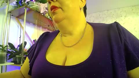 Snapshot of lady_gloria chatting on March 1, 12:51 pm Lady Gloria online show from March 1, 12:51 pm