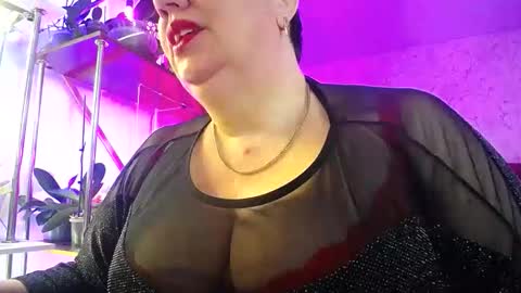 Snapshot of lady_gloria chatting on March 8, 6:28 am Lady Gloria online show from March 8, 6:28 am