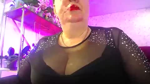Lady Gloria online show from April 9, 6:02 am