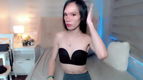 Snapshot of lady_hot_sofiax chatting on February 20, 2:02 pm online show from February 20, 2:02 pm