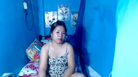 lady_in_bed69 online show from May 8, 9:42 pm