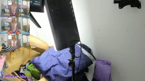 lady_miss___ online show from June 27, 11:48 am