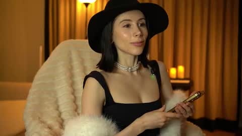 Snapshot of lady_nicolett chatting on March 12, 3:34 am lady_nicolett online show from March 12, 3:34 am