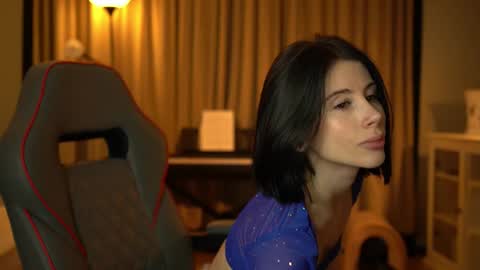 Snapshot of lady_nicolett chatting on March 23, 1:20 am lady_nicolett online show from March 23, 1:20 am