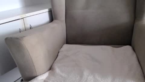 Snapshot of lady_sexyandbeauty chatting on December 3, 7:27 am lady_sexyandbeauty online show from December 3, 7:27 am