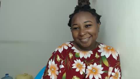 Snapshot of lady_twerky chatting on January 14, 3:50 pm Maya online show from January 14, 3:50 pm