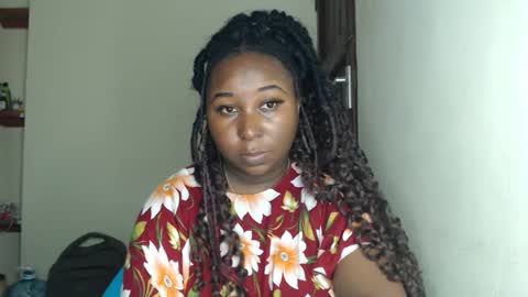 Snapshot of lady_twerky chatting on January 19, 12:47 am Maya online show from January 19, 12:47 am