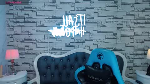 Lady Violet Bridgerton online show from December 12, 9:58 pm