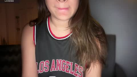 Aria online show from March 30, 11:00 am