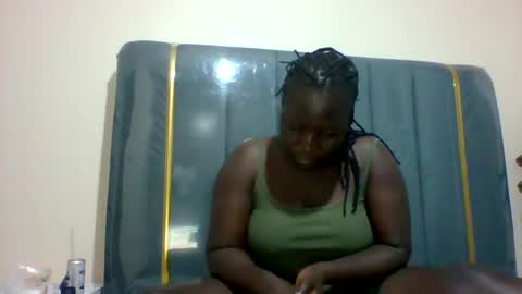 Snapshot of ladyblossoms19 chatting on February 26, 8:44 pm lindah32 online show from February 26, 8:44 pm