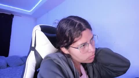  Lady  online show from November 7, 5:51 am