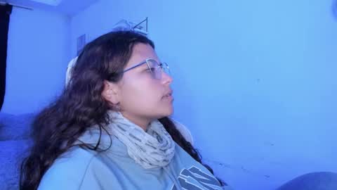  Lady  online show from December 19, 5:14 am