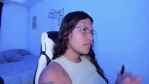  Lady  online show from January 8, 2:47 am