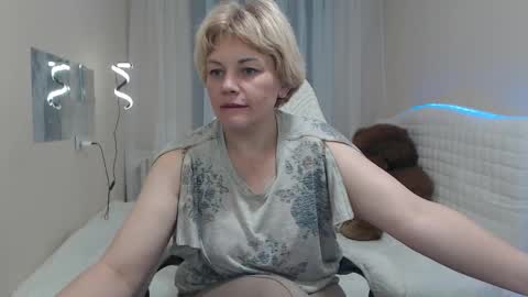 ladyelina online show from September 12, 12:27 pm