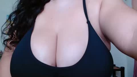 Snapshot of ladyjoyful chatting on September 13, 10:42 pm ladyjoyful online show from September 13, 10:42 pm