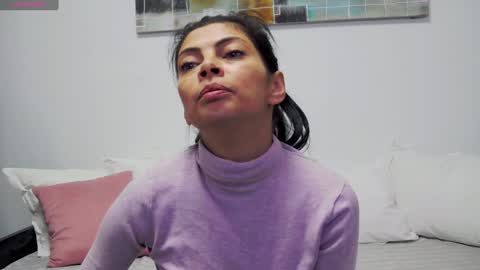 Lia online show from December 11, 4:39 am